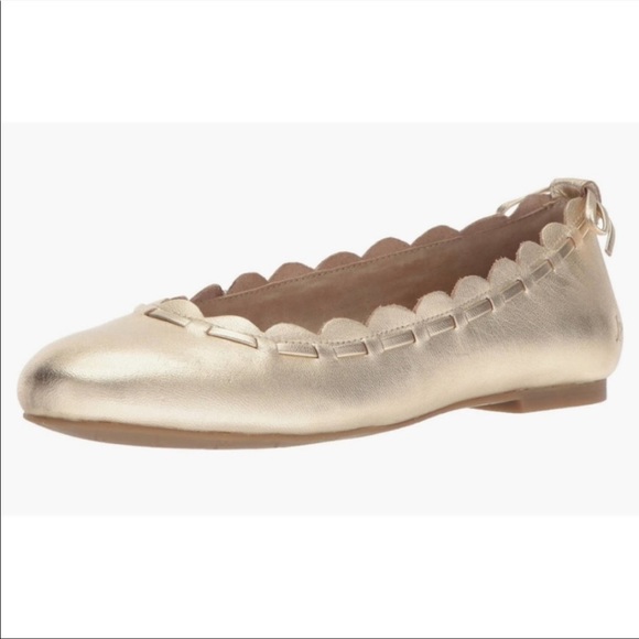 Jack Rogers Shoes - NEW Jack Rogers Lucie Gold Scalloped Flats Size 9.5